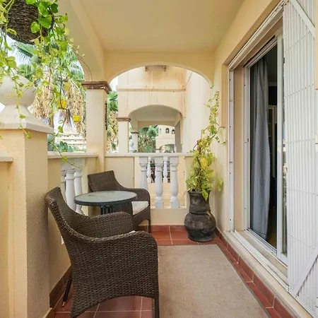 Beautiful Two Bedroom With Pool *