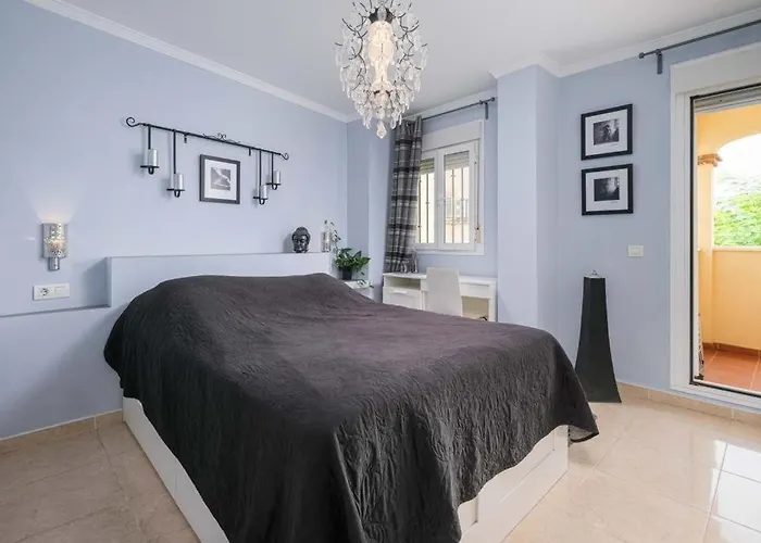 Beautiful Two Bedroom With Pool 아파트